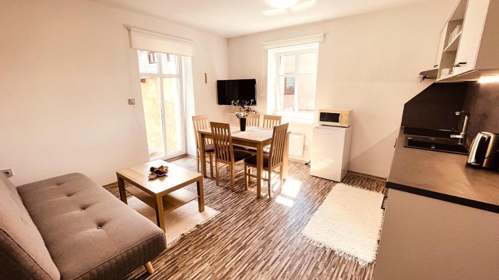 Apartmany Hvezdecka Broumov Extérieur photo