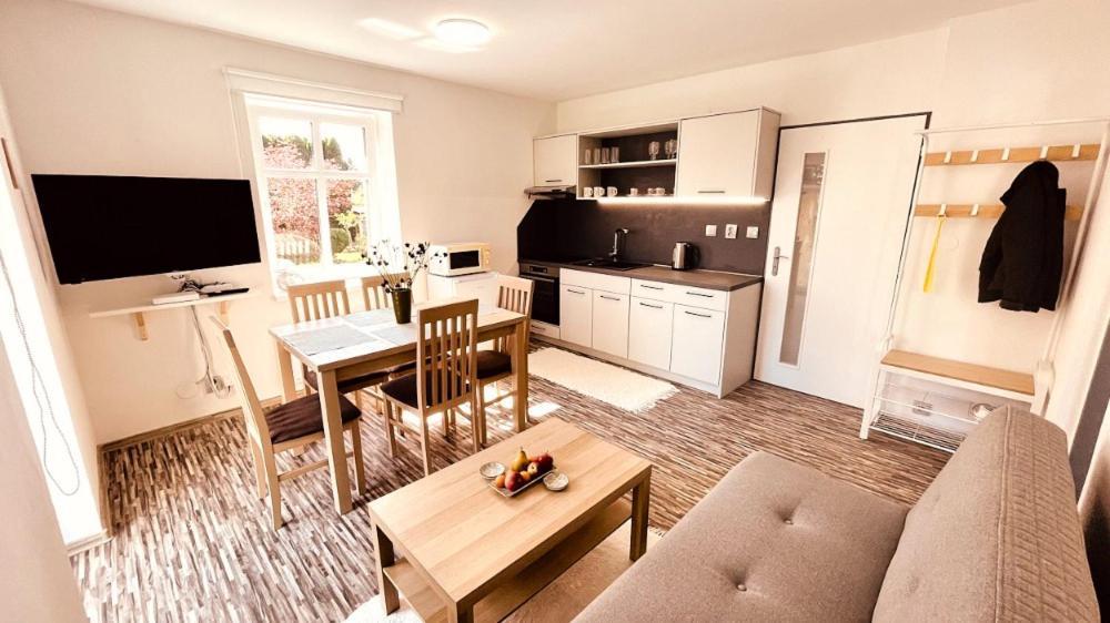 Apartmany Hvezdecka Broumov Extérieur photo